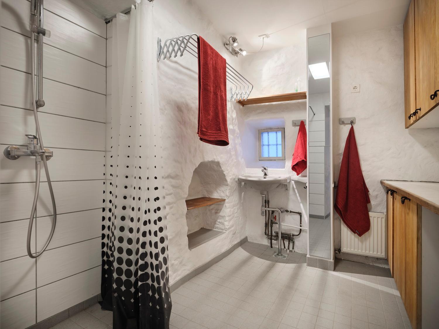 Historic Apartment With Private Garden In Old Town Tallinn Eksteriør bilde